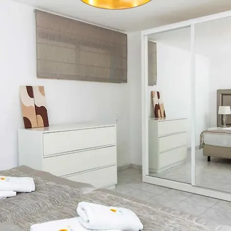 Villa Irene Golf House - Privat Heated Pool & Games & Golf