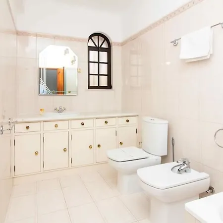 Villa Irene Golf House - Privat Heated Pool & Games & Golf