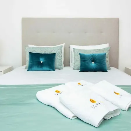 Villa Irene Golf House - Privat Heated Pool & Games & Golf Quarteira