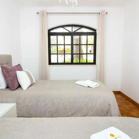 Irene Golf House - Privat Heated Pool & Games & Golf Villa Quarteira