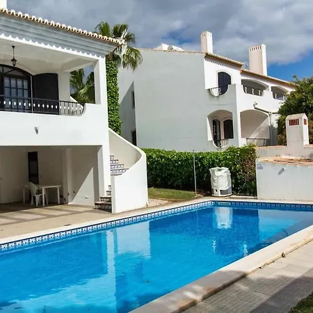 Irene Golf House - Privat Heated Pool & Games & Golf Quarteira