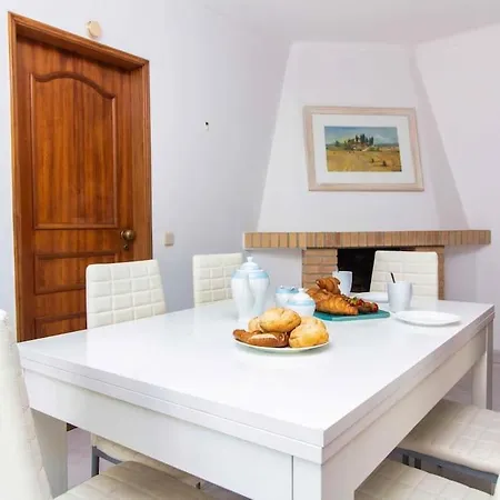 Irene Golf House - Privat Heated Pool & Games & Golf Quarteira