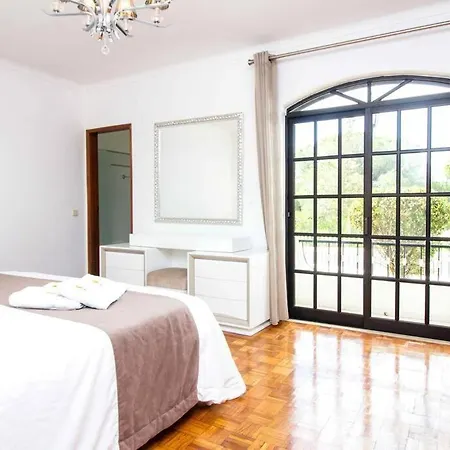 Irene Golf House - Privat Heated Pool & Games & Golf Villa